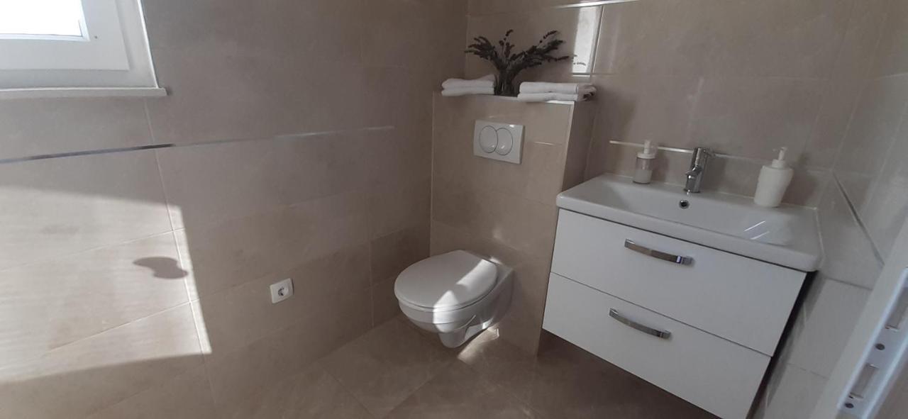Apartmani Rita 슬라티네 외부 사진