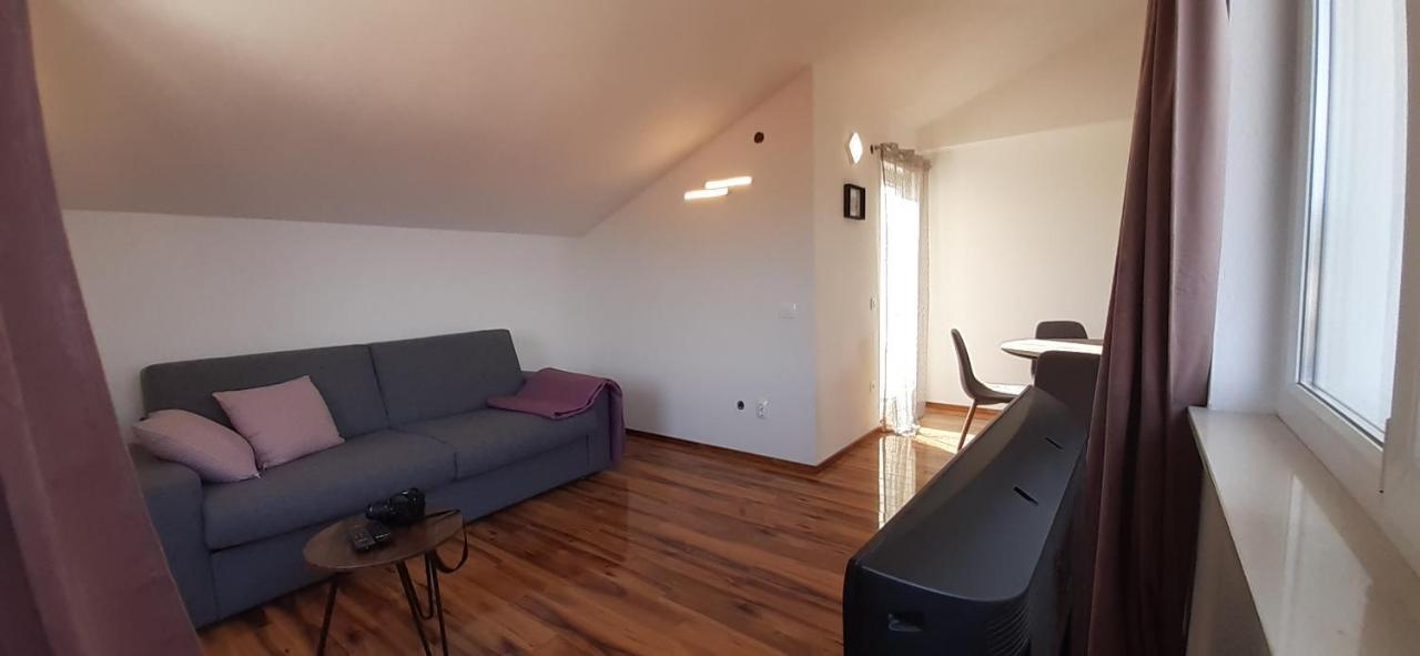 Apartmani Rita 슬라티네 외부 사진