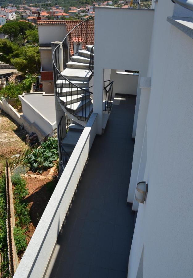 Apartmani Rita 슬라티네 외부 사진