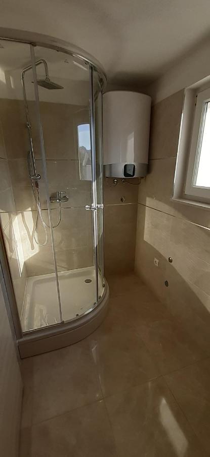 Apartmani Rita 슬라티네 외부 사진