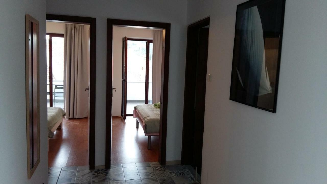 Apartmani Rita 슬라티네 외부 사진