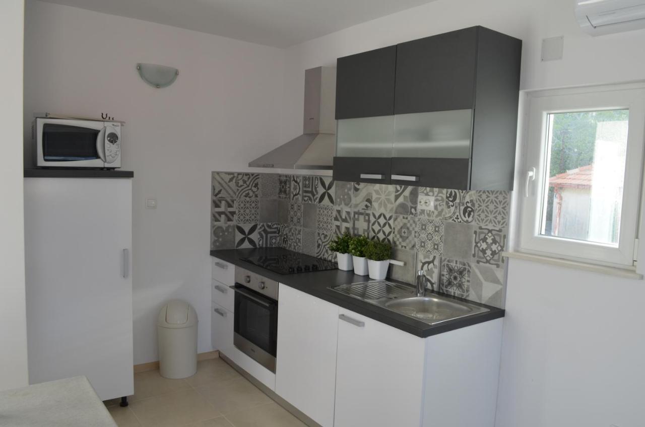 Apartmani Rita 슬라티네 외부 사진