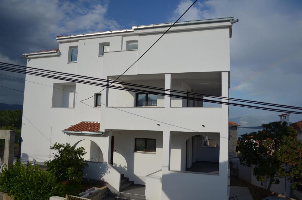 Apartmani Rita 슬라티네 외부 사진